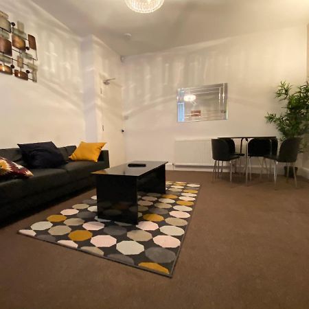 Apartament Warwick Street Professional Lets Newcastle upon Tyne Zewnętrze zdjęcie